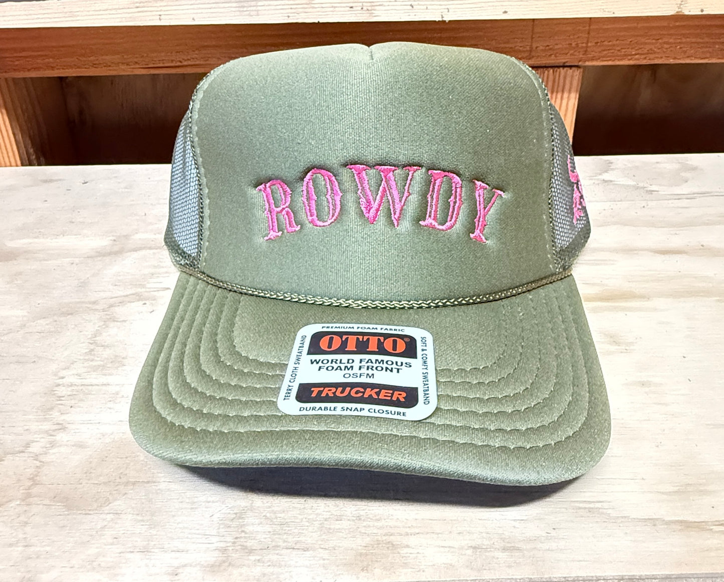 Rowdy hat